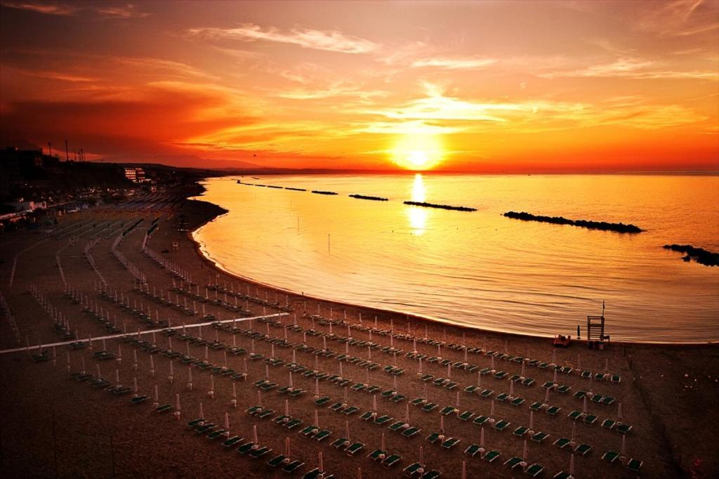 Le Stanze Di Botticelli Bed & Breakfast Termoli Eksteriør bilde